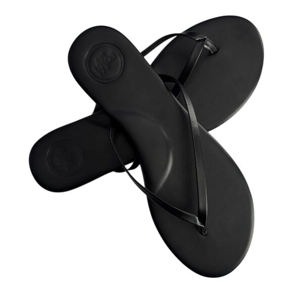 Free People Shoes - Free People Black Minimal Thong Flip Flops